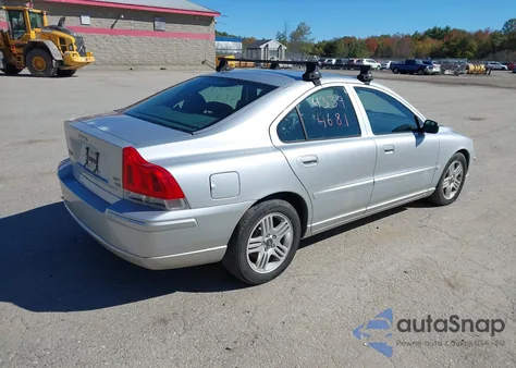 2005 Volvo S60 2.5T Awd из США, поврежденный, VIN YV1RH592152430661